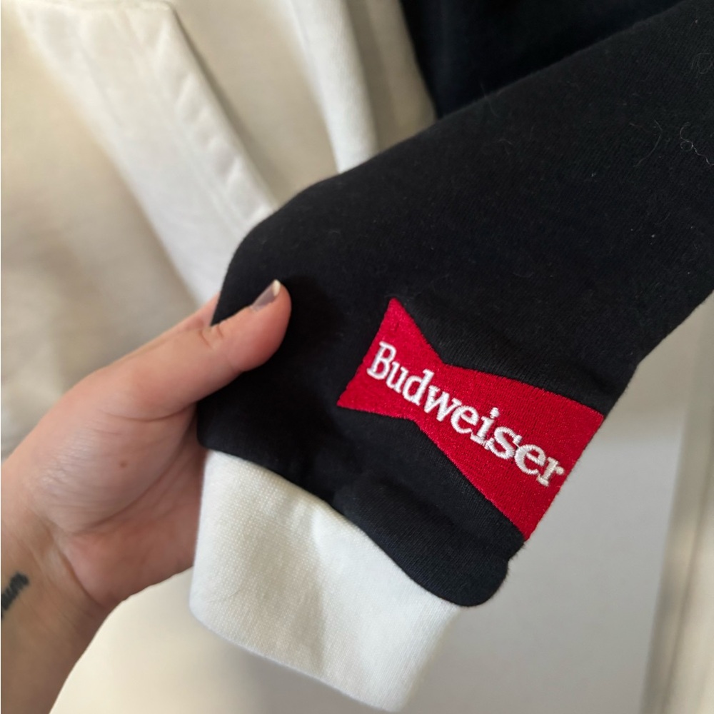 PacSun Black and White Budweiser Collab Hoodie Chic 2023 Fashion - Picture 3 of 6